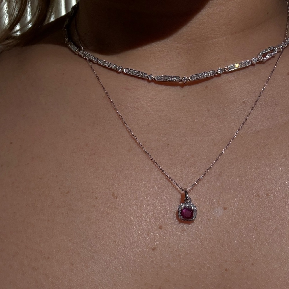 .45 CT DIAMOND & Natural RUBY 
14 CT WHITE GOLD